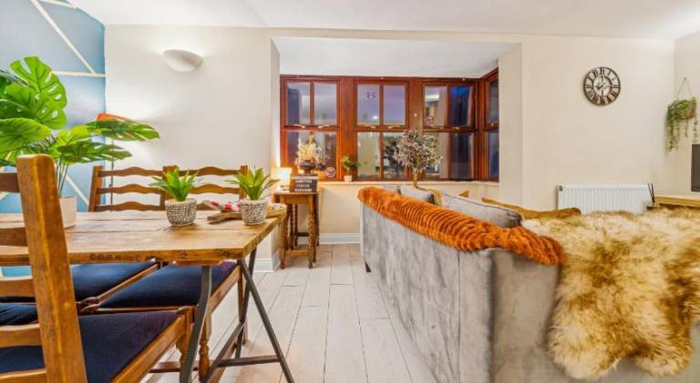 House | Near Clifton Suspension Bridge | Dogs allowed — photo 3
