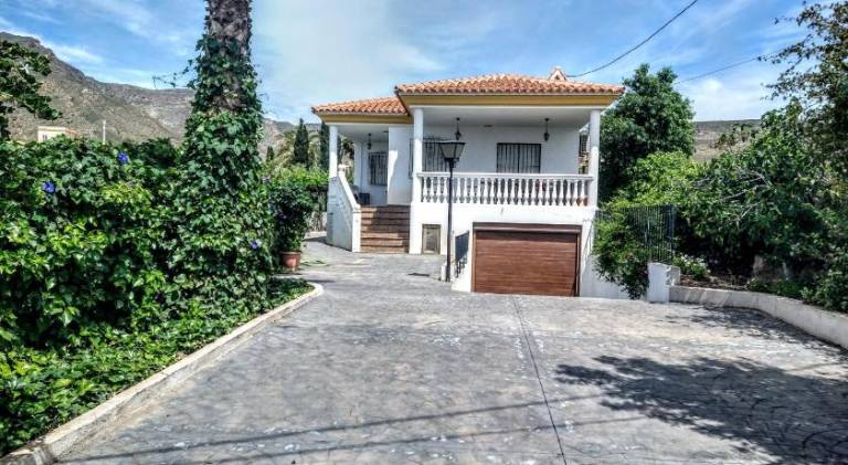 Vacation home with pool in Nijar