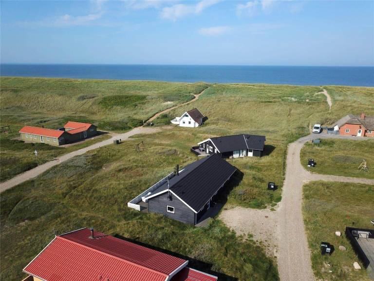 Children-friendly house with sauna, BBQ & terrace | Close to the beach | Pets allowed in Harboore