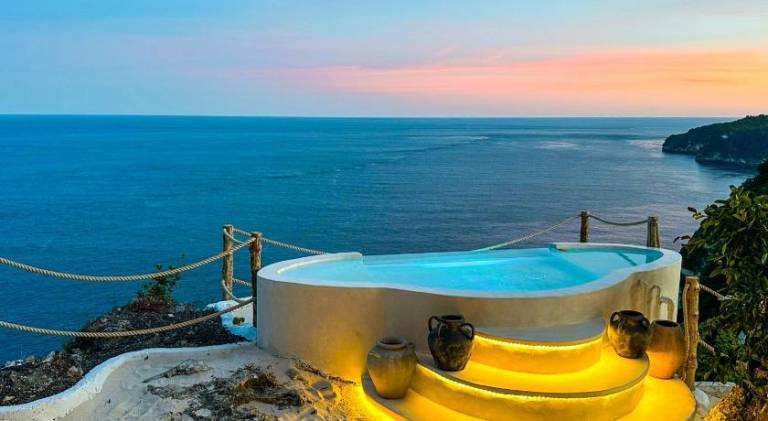 Villa with pool in Penida Island