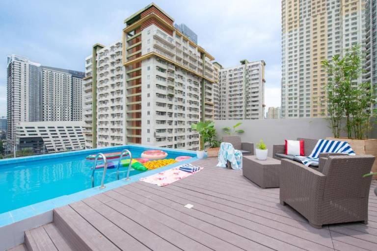 Apartment  City Of Manila