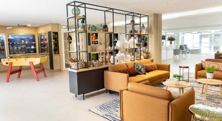 Serviced apartment with patio | Pets allowed in Toulouse