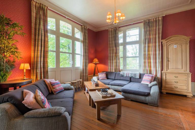 Villa with yard, barbeque & terrace | Pets are welcome — photo 2