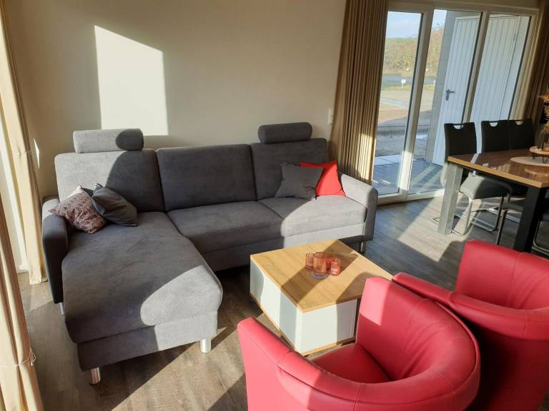Modernes Ferienhaus, Sauna, Süd-Terrasse, Loggia mit Meerblick, Haustiere — photo 4