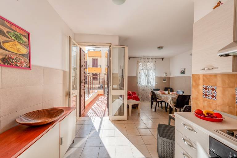 Holiday apartment with garden & patio | Garden view — photo 3