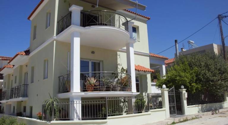 Charming rental apartment with yard & patio | Dogs allowed — photo 3