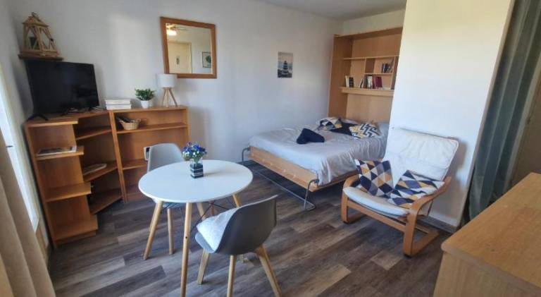 Apartment with 1 room for 2 persons in Gréoux-les-Bains