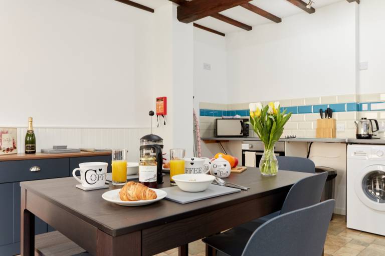 Cottage  Dalbury Lees