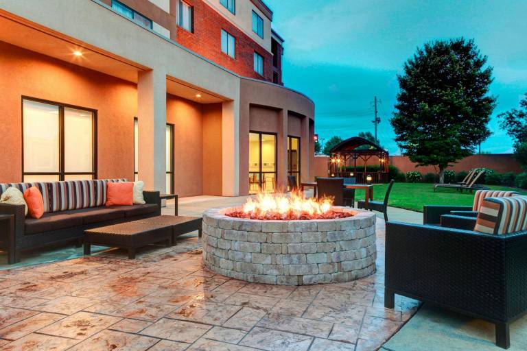 Courtyard by Marriott Anniston Oxford — photo 3