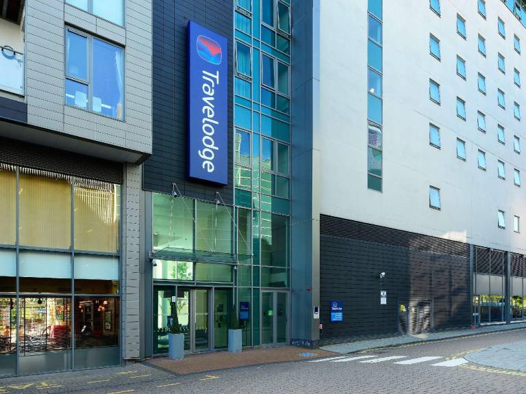 Travelodge Milton Keynes The Hub Hotel — photo 4