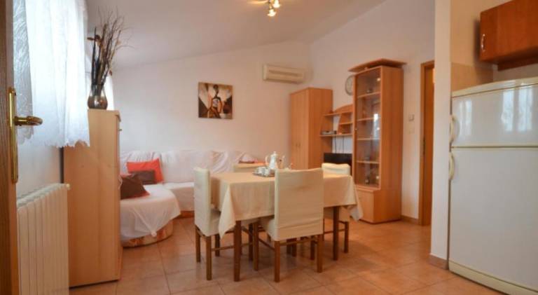 Holiday apartment with 1 room for 4 persons in Rovinj