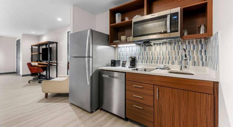 Everhome Suites Fayetteville near Fort Bragg — photo 5