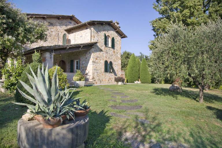 Villa with terrace, private pool & yard | Panoramic view — photo 4