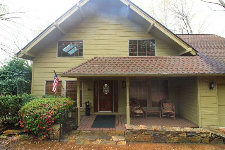 House Lake Lure