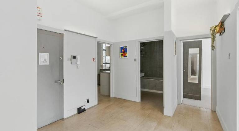Rental apartment with 2 rooms for 6 persons — photo 3