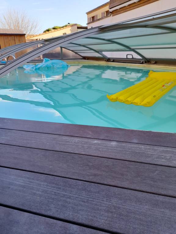 Fully equipped nice villa with barbecue, heated pool & garden | Pool view | Close to the beach | Pet-friendly — photo 3