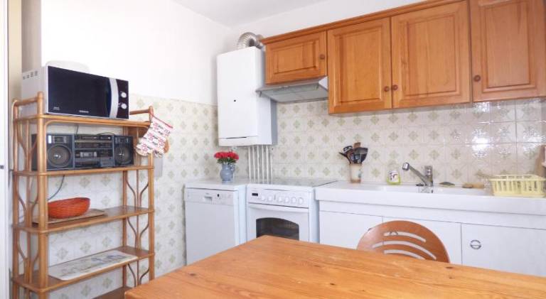 Apartment with 2 rooms for 6 persons — photo 4