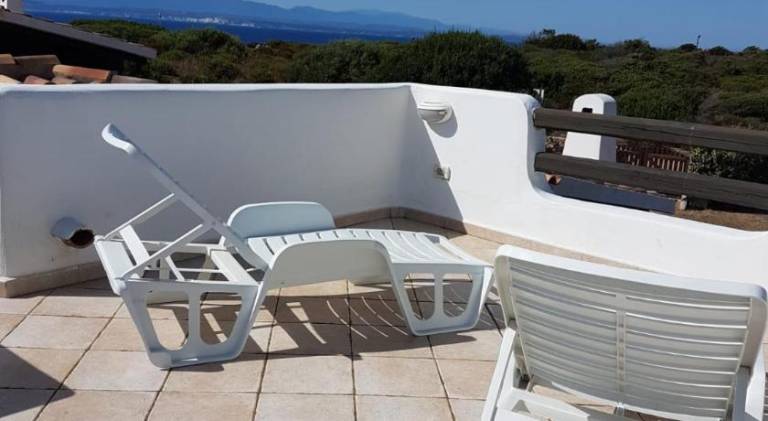 Fully equipped lovely villa with terrace, yard & grill | Beach nearby | Good for workation | Dogs allowed — photo 4