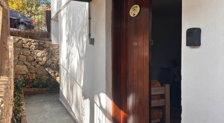 Lodge with garden — photo 4