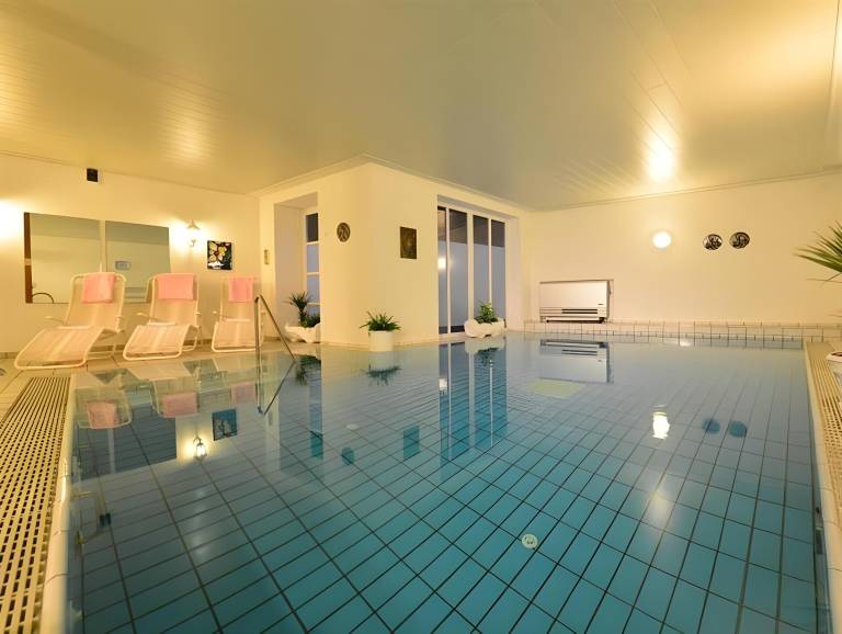 Romantica Hotel Blauer Hecht — photo 4