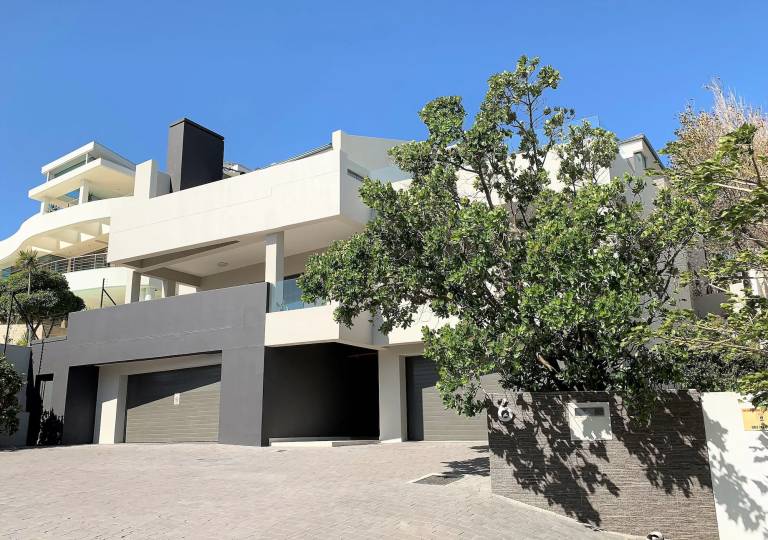 Apartment  Camps Bay