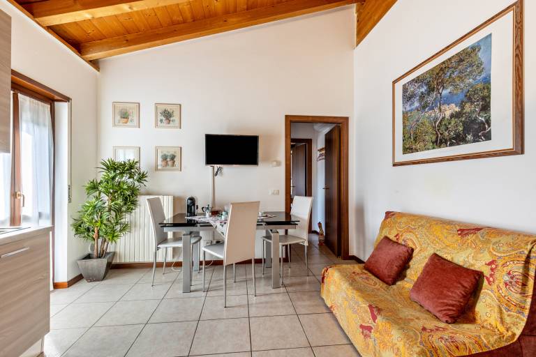 Holiday apartment with terrace | Pet-friendly — photo 2