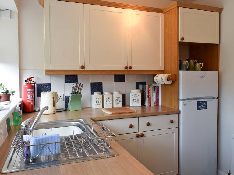 Children-friendly cottage with yard | Pets allowed — photo 4