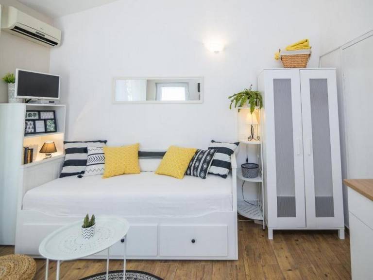 Studio flat with terrace Biograd na Moru, Biograd (AS-25385-a) — photo 5
