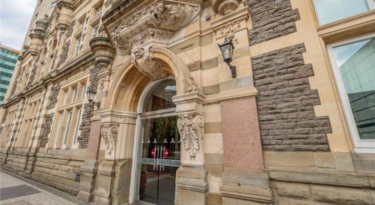 Rental apartment | Next to Cardiff Castle | Pet-friendly — photo 3