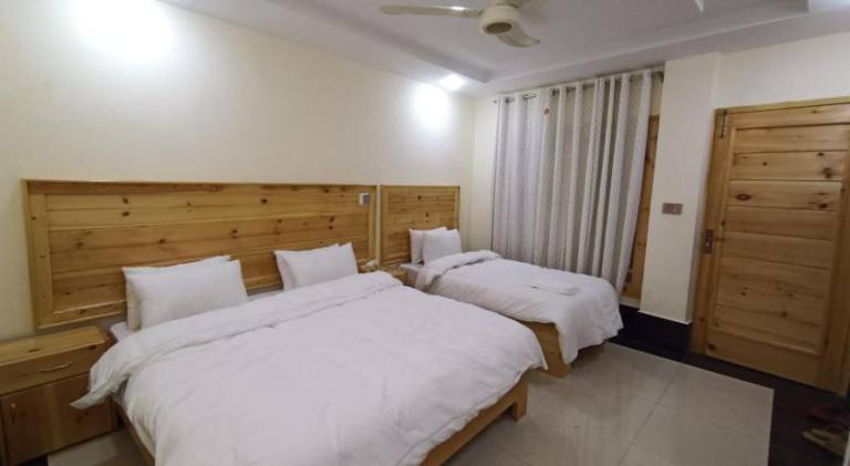 F. R Darya-E-Swat Hotel — photo 2