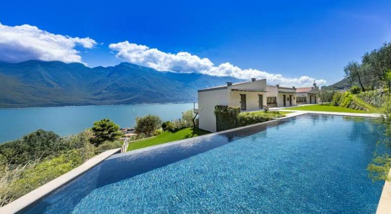 LLAC Living Nature Hotel in Limone sul Garda