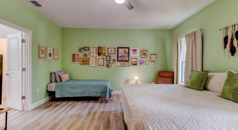 House with 4 rooms for 10 persons in Sanford, FL