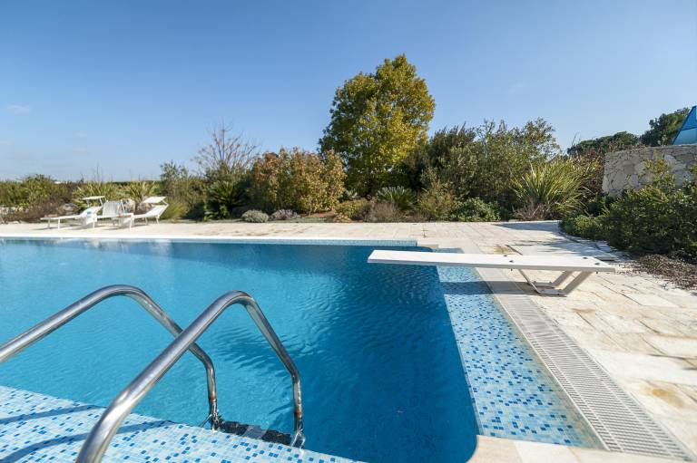 Rental apartment with pool & yard | Pet-friendly — photo 2