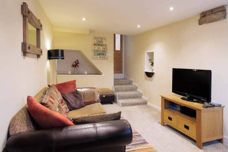 Cottage Pickering