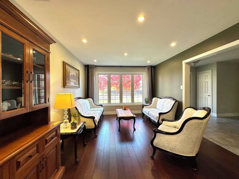 House  Barrie