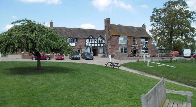 Lower Lode Inn in Tewkesbury