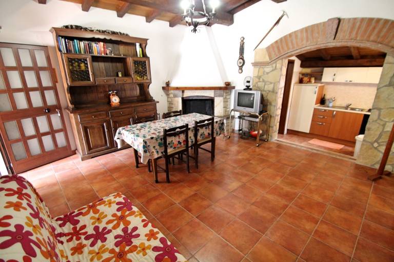 Nice vacation home with yard | Dogs allowed — photo 3