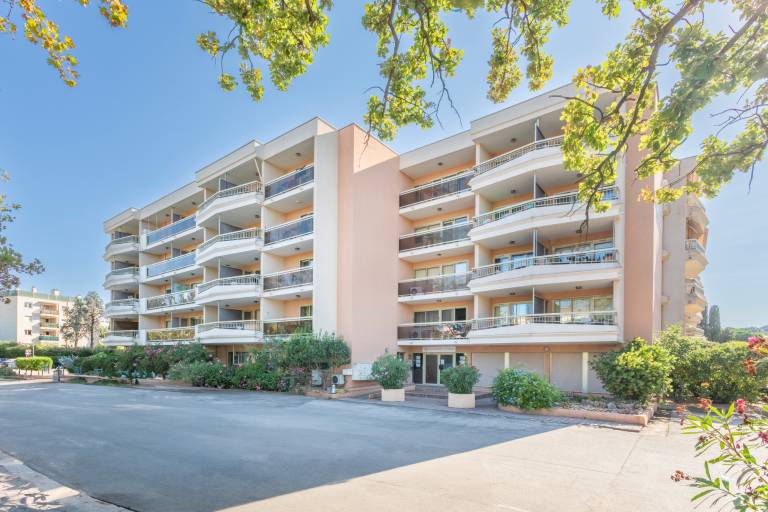 Children-friendly lovely apartment | Beach nearby | Pets allowed in Sainte-Maxime