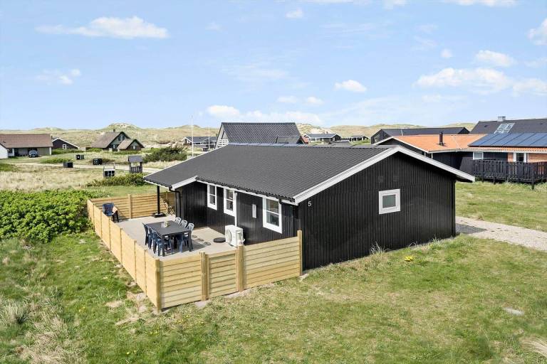 House with terrace & barbeque in Harboore