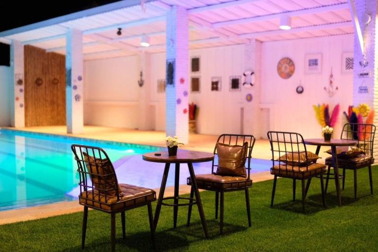 Holiday apartment with yard, patio & pool — photo 5