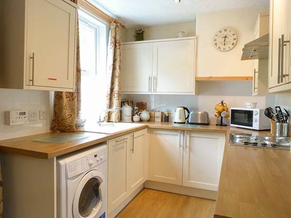 Child-friendly pleasant cottage with yard | Pets are welcome — photo 5