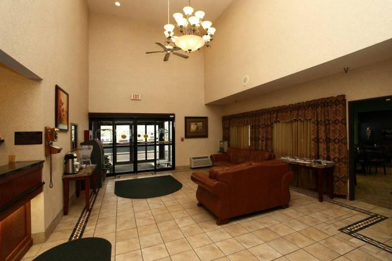 New Victorian Inn - Sioux City — photo 2