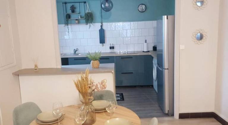 Holiday apartment | Next to Popes' Palace | Pet-friendly — photo 3