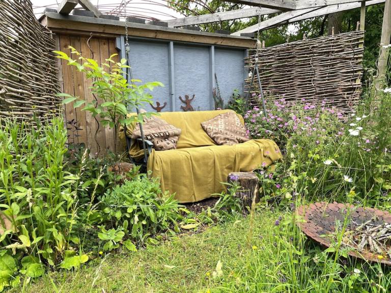 Cabin  Compton Dundon