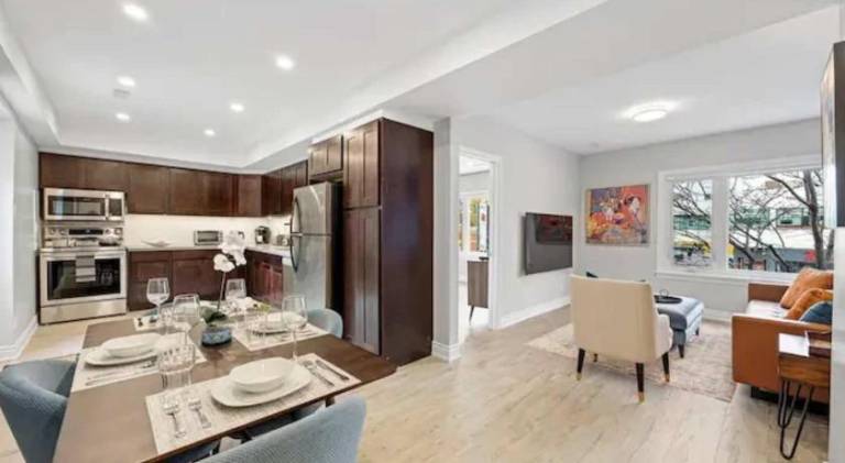 Casa Hotel Contemporary 2BR Suite w Patio & BBQ