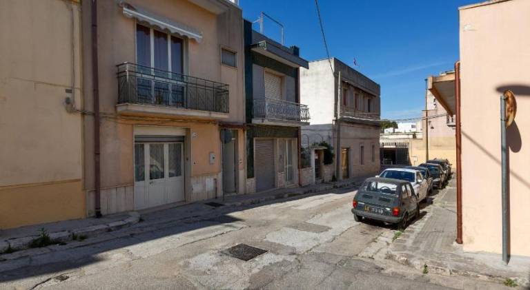Rental apartment with terrace in Melissa