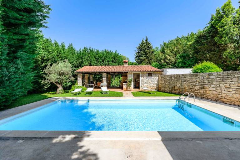 Fully equipped lovely villa with barbecue, terrace & pool | Pet-friendly — photo 4