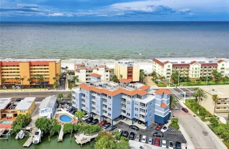 Condo Madeira Beach