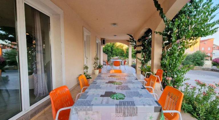 Rental apartment with BBQ & terrace | Pets are welcome — photo 2