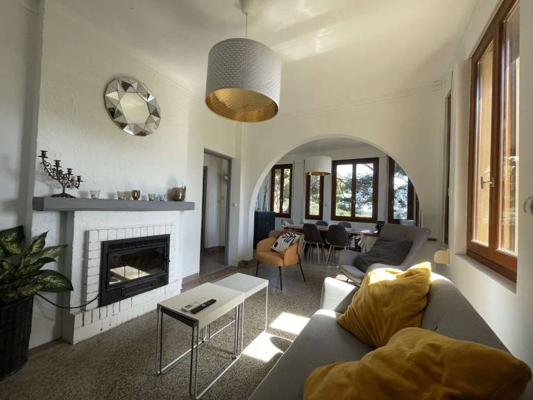 Vacation home with private pool — photo 3
